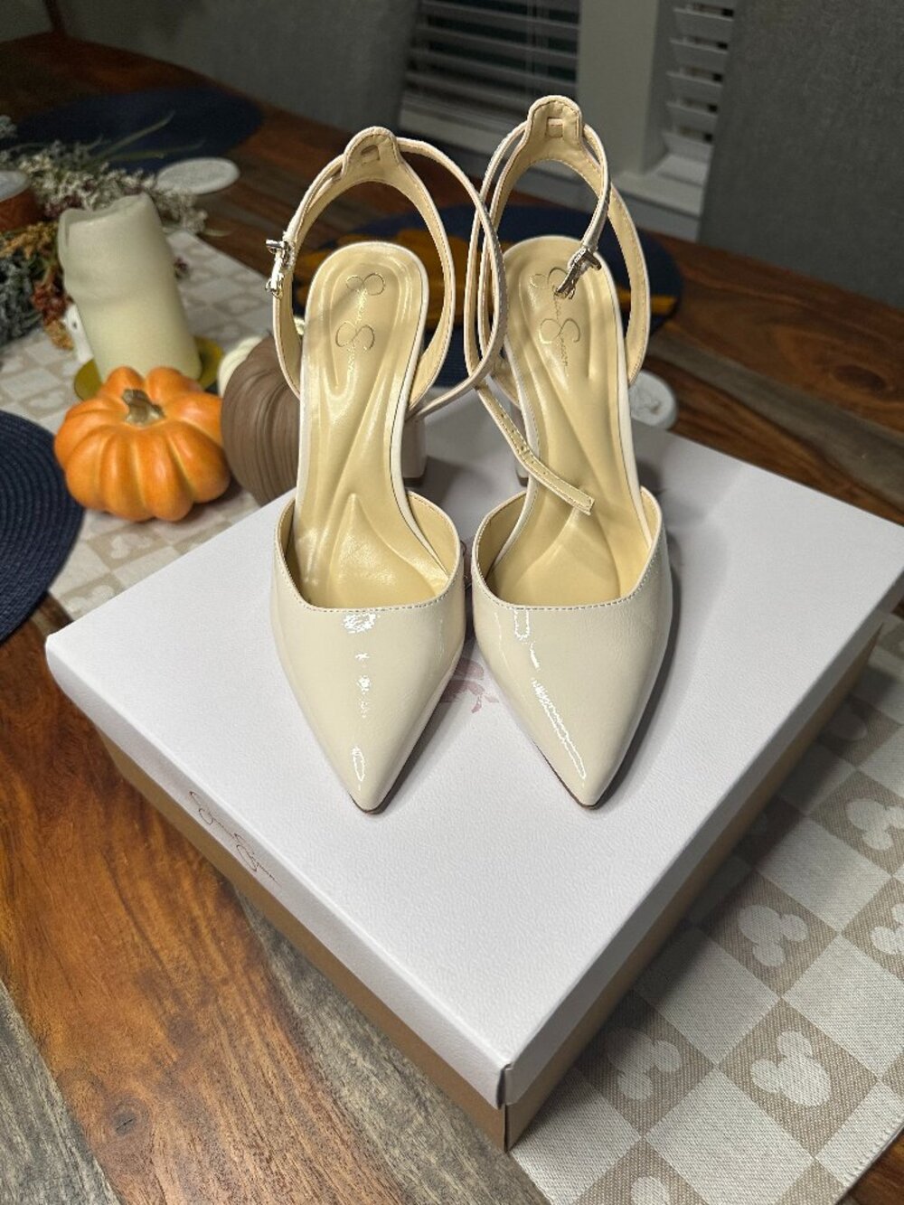 Jessica Simpson Nude Chunky Heel